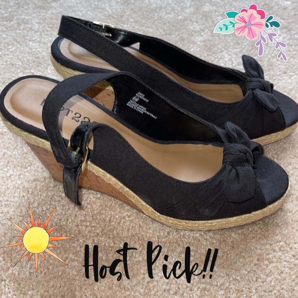 Dept 222 Shoes - Depot 222, size 6.5, cute canvas open toe shoe